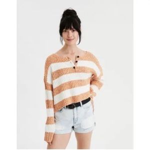 American Eagle cropped Henley sweater